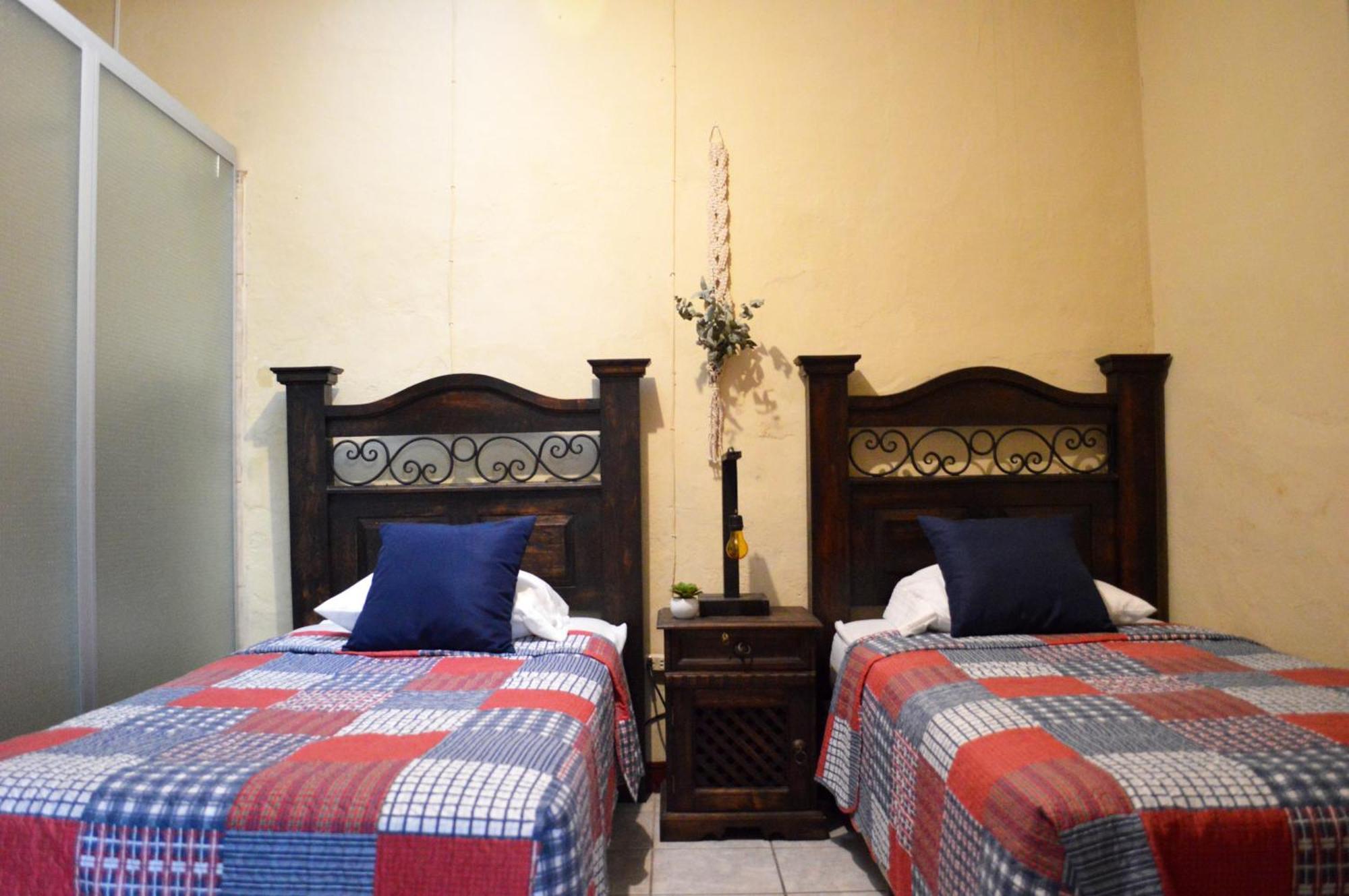 Ave Del Paraiso Guest House Antigua Eksteriør billede