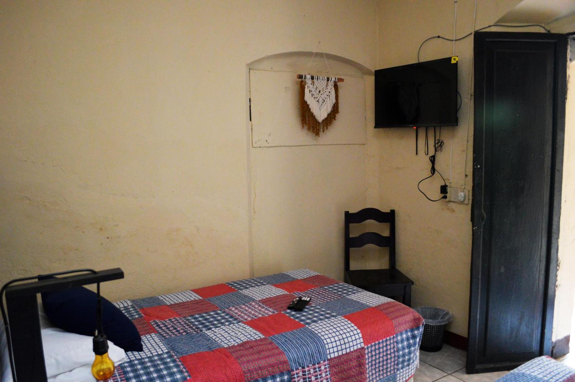 Ave Del Paraiso Guest House Antigua Eksteriør billede